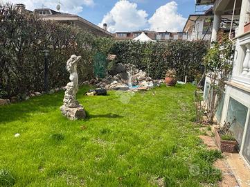 PORZIONE DI BIFAMILIARE A AVEZZANO