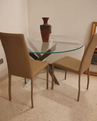 Tavolo in vetro
