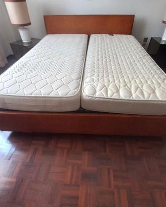 letto matrimoniale in pelle