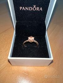 Anello Pandora con Solitario Rosa Scintillante 52