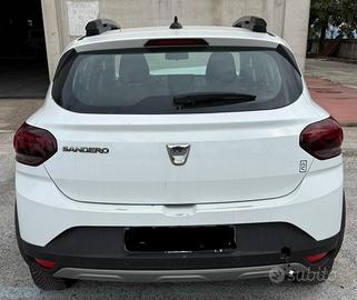 RICAMBI SANDERO STEPWAY 2022 1000 BENZ H4D E4