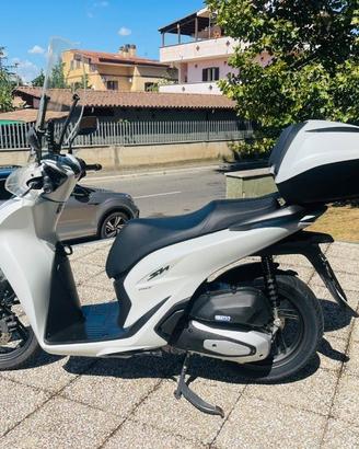 HONDA SH 150 TUTTO INCLUSO ANCHE PASSAGGIO! MINI