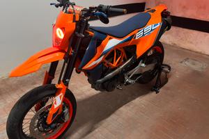 KTM 690 SMC-R