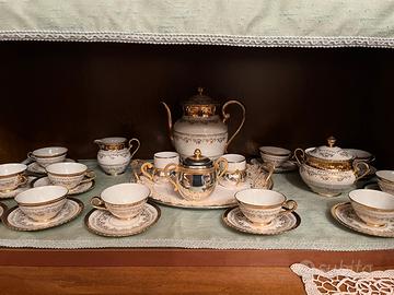 Set di tazze da servizio