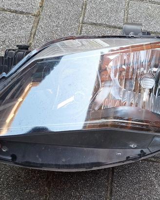 Fanali fari anteriore dx e sx Seat Ibiza 4a serie