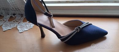 Chanel in seta blu