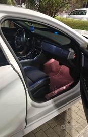 Auto jaguar 