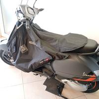 Copri gambe Vespa GTS 300-310 tucano  