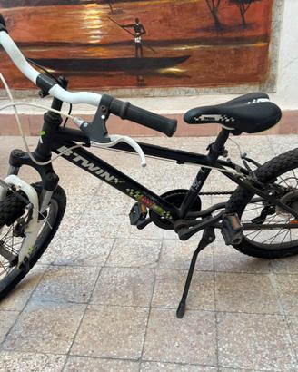 Monopattino e bici da bambino