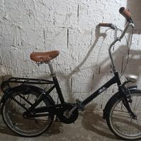 bici nera pieghevole, "la mia "