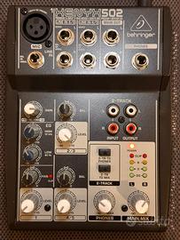 Mixer Behringer Xenix 502