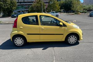 Peugeot 107 automatica Neopatentati