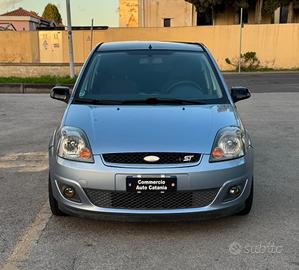 Ford Fiesta 1.4 TDCi TITANIUM