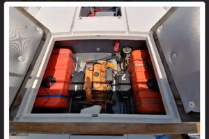 Gozzo barca gommone barca a vela