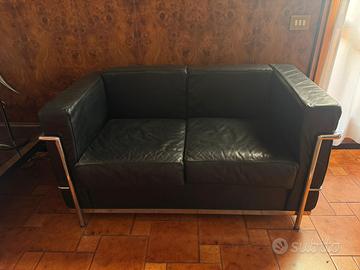 Divano a 2 posti Le Corbusier