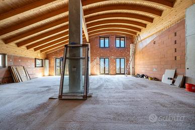 MULTILOCALE A FOLGARIA