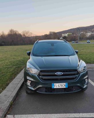 FORD Kuga 1.5 TDCI 120 cv ST-Line
