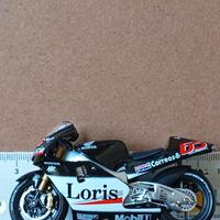 Modellino Moto Loris Capirossi Honda NSR 500 2002