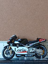 Modellino Moto Loris Capirossi Honda NSR 500 2002