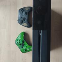 Xbox One due controller e due giochi 