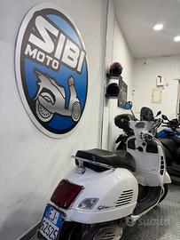 Vespa GTS 300