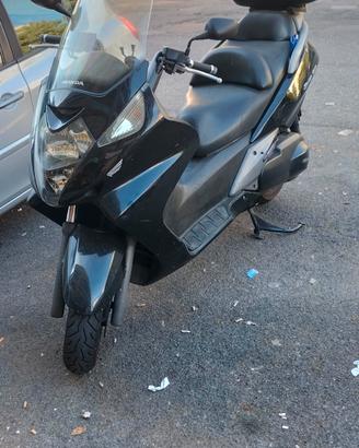Honda silver wing  400 