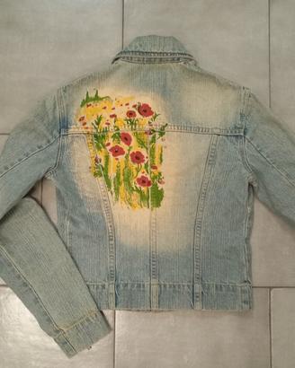 giubbino jeans con cerniera e disegno