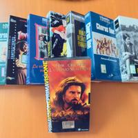 8 videocassette in VHS di film famosi