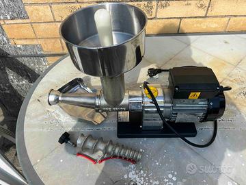 Spremipomodoro f.a.c.e.m spremito n.3 cod. 14000/p