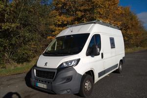 Peugeot Boxer furgone camperizzato L2H2