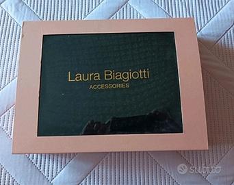 Coordinato berretto e sciarpa Laura Biagiotti