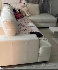 Divano angolare con penisola