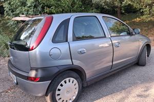 Opel corsa 1.2 benzina