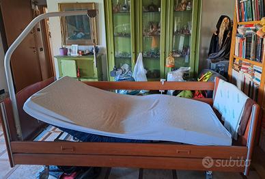 letto ortopedico elettrico Invacare 