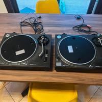 Coppia di Giradischi Technics SL 1210 MK2