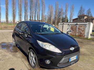 Ford fiesta 2010