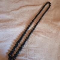 Collana di perle nere