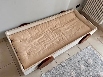 Lettino Montessori Woodly (70x160) con materasso