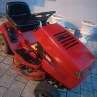 trattorino tagliaerba 