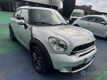 Mini One Countryman 2.0 Cooper D ALL4 Automatica