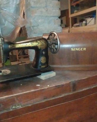 MACCHINA DA CUCIRE SINGER