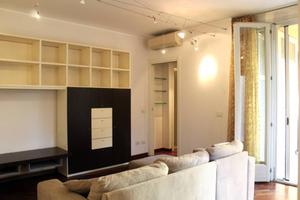 Appartamento di 72 m² con 3 locali e box auto a Mi
