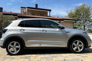 T-CROSS R-LINE GPL