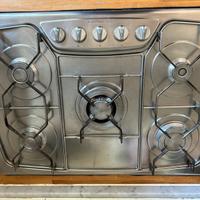 Cucina Piano cottura  GAS marca NARDI 5 fuochi
