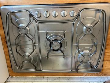 Cucina Piano cottura  GAS marca NARDI 5 fuochi