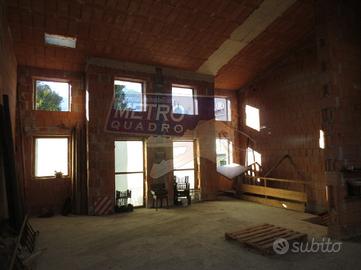 Rif.R/4381| villa a schiera cogollo del cengio