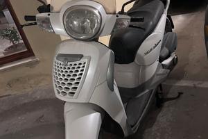Aprilia scarabeo 200