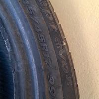 Gomme 245/45 ZR 17