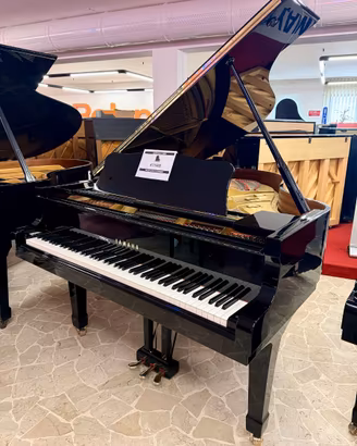 PIANOFORTE MEZZA CODA YAMAHA MOD. C3 NERO LUCIDO