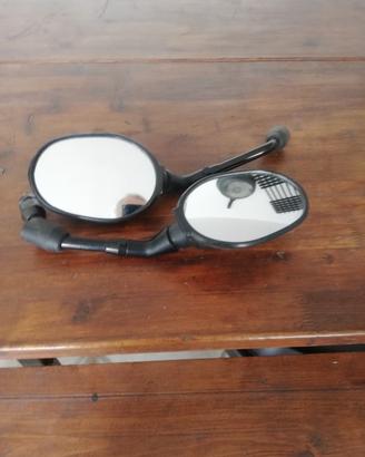 specchietti retrovisore per motorini